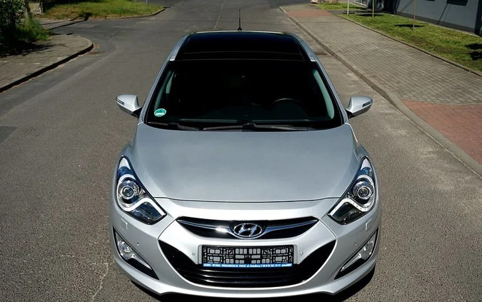 Hyundai i40 cena 36700 przebieg: 246000, rok produkcji 2011 z Płock małe 742